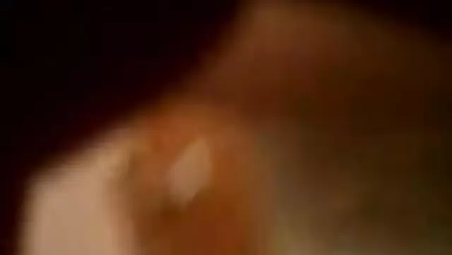 Kazakistanlı hatun kocasına ağızla zevk veriyor.