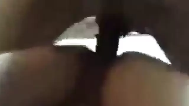 Kazakistanlı hatun, arkadaşının sulu amını sertçe sikerken
